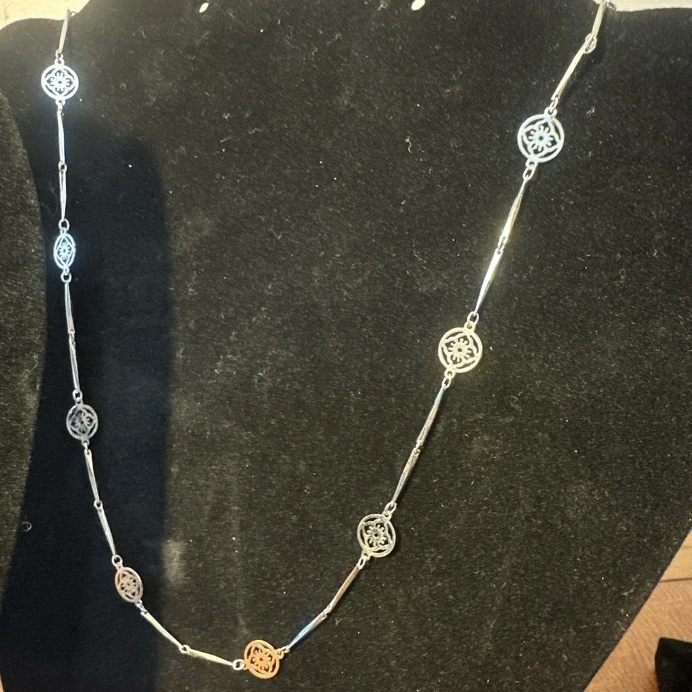 Lot‎ Of 6 Vtg Signed Necklaces Napier Avon Sarah Coventry